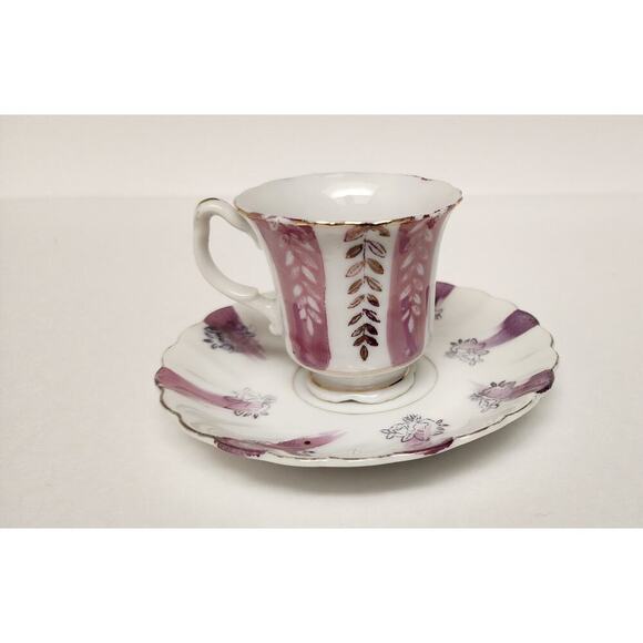 Vintage Early 19th Century White, Purple Gold Trim Teacups and Saucers - Picture 2 of 4